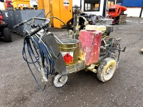 Машини за асфалт Atlas Copco Машина за пътна маркировка, снимка 6