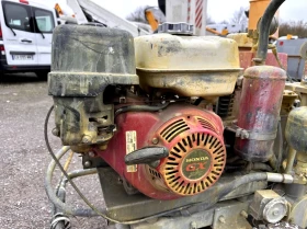 Машини за асфалт Atlas Copco Машина за пътна маркировка, снимка 2