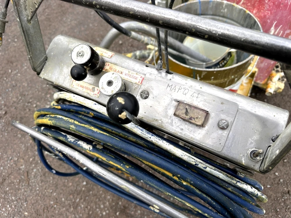 Машини за асфалт Atlas Copco Машина за пътна маркировка - изображение 10