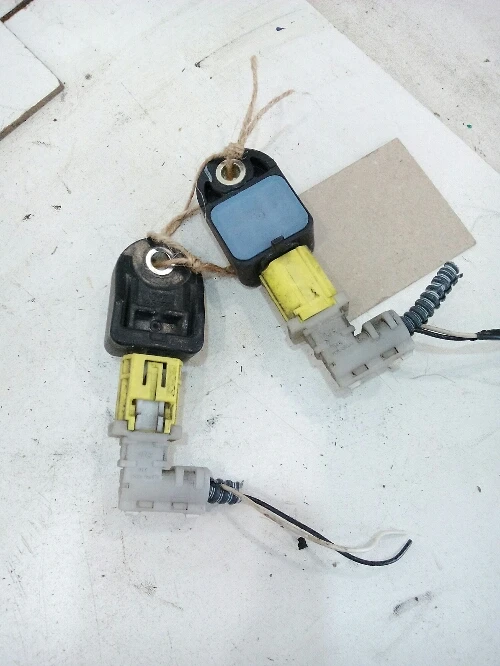 Краш сензор преден Тойота Рав4 2.2 D-cat