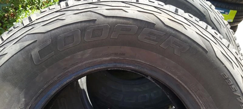 Гуми Всесезонни 235/75R15, снимка 7 - Гуми и джанти - 29865742