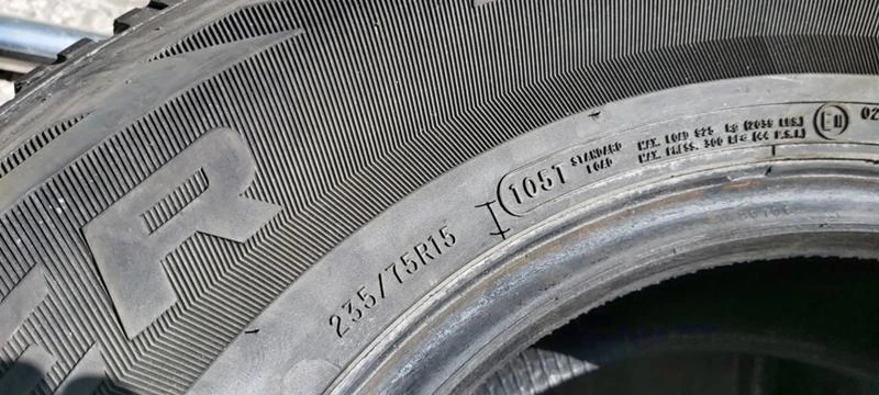 Гуми Всесезонни 235/75R15, снимка 10 - Гуми и джанти - 29865742