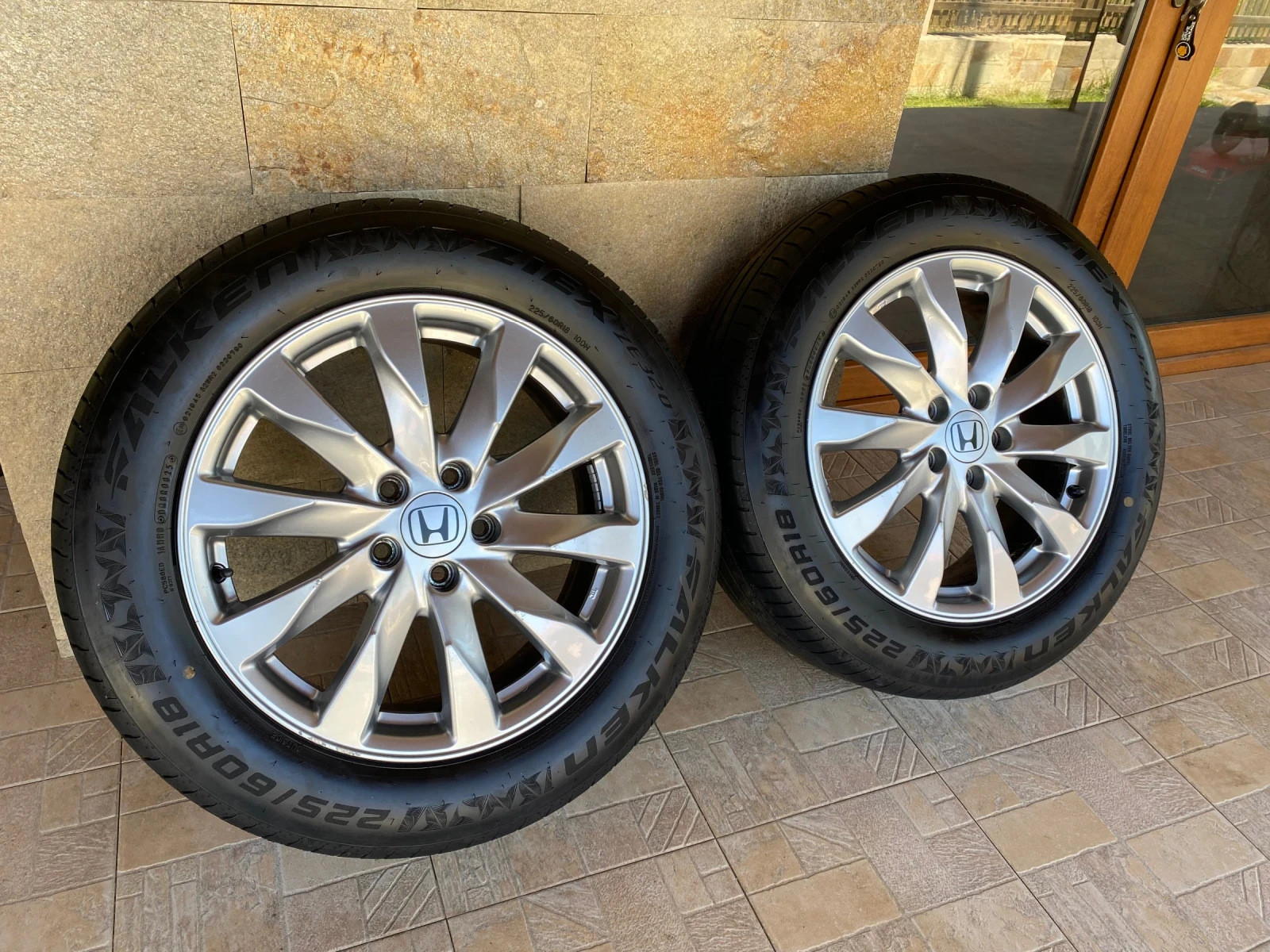 Гуми с джанти Falken 225/60R18, снимка 4 - Гуми и джанти - 55090789
