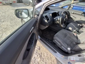 Honda Civic 1.3/Хибрид, снимка 10