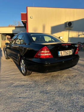 Mercedes-Benz C 180, снимка 7