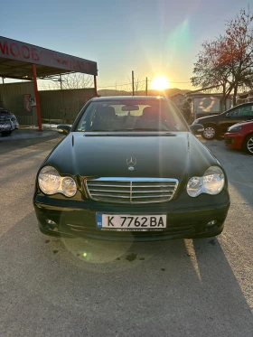 Mercedes-Benz C 180, снимка 1