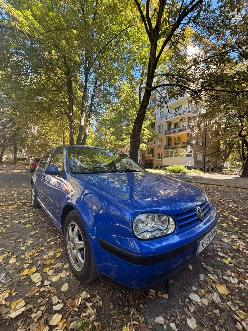 VW Golf 1.6, снимка 4 - Автомобили и джипове - 47648192