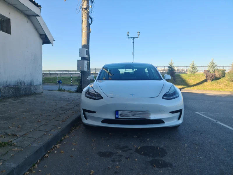 Tesla Model 3 SR+ , снимка 3 - Автомобили и джипове - 47755987