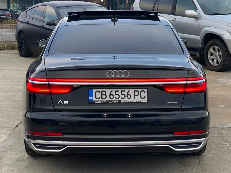 Audi A8 360 КАМЕРА/HEAD UP/B&O/ДИСТРОНИК/ВАКУМ/3xTV/FULL, снимка 4 - Автомобили и джипове - 48174375