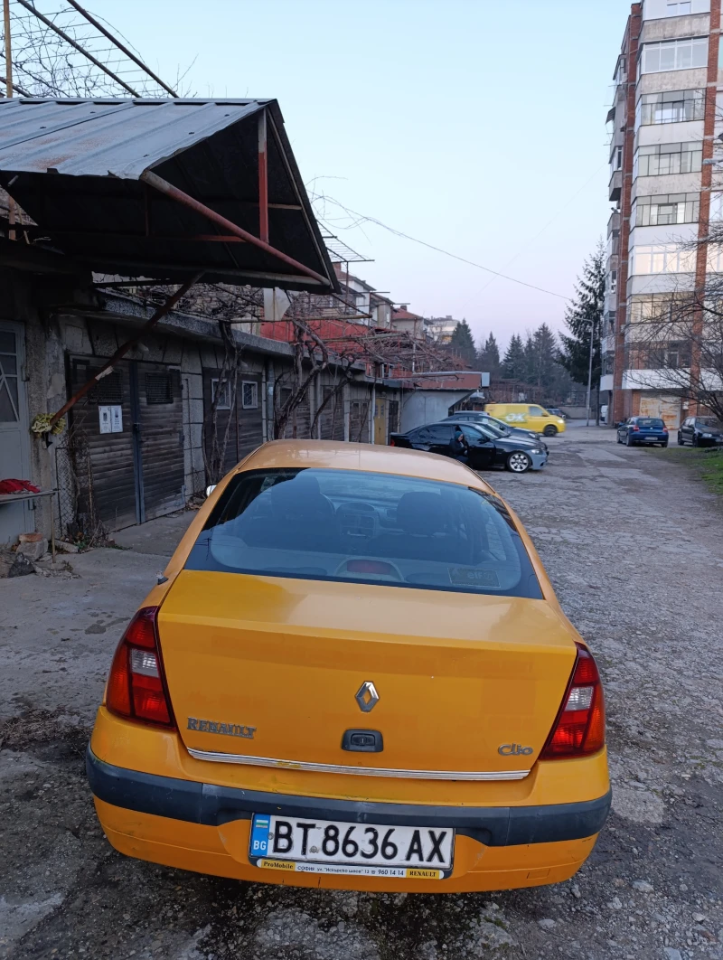 Renault Clio simbol, снимка 5 - Автомобили и джипове - 48926321