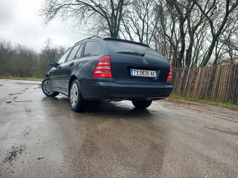 Mercedes-Benz C 200 2.2cdi, снимка 2 - Автомобили и джипове - 49047566