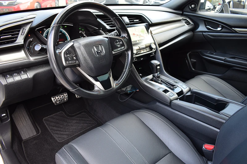 Honda Civic 1.5ШВЕЙЦАРИЯ-ДИСТРОНИК/КОЖА/НАВИ/LANE ASSIST/BLISS, снимка 11 - Автомобили и джипове - 51827016