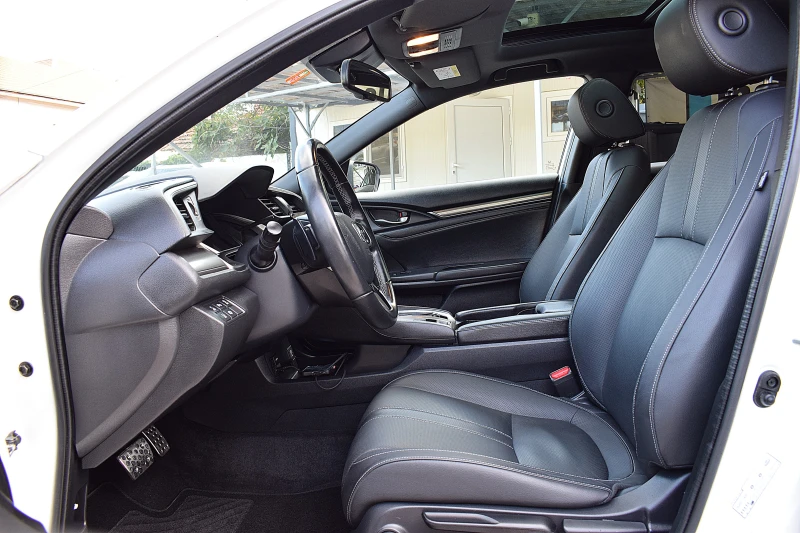 Honda Civic 1.5ШВЕЙЦАРИЯ-ДИСТРОНИК/КОЖА/НАВИ/LANE ASSIST/BLISS, снимка 10 - Автомобили и джипове - 51827016