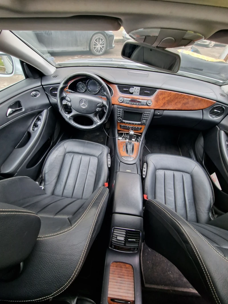 Mercedes-Benz CLS 320, снимка 11 - Автомобили и джипове - 52968844