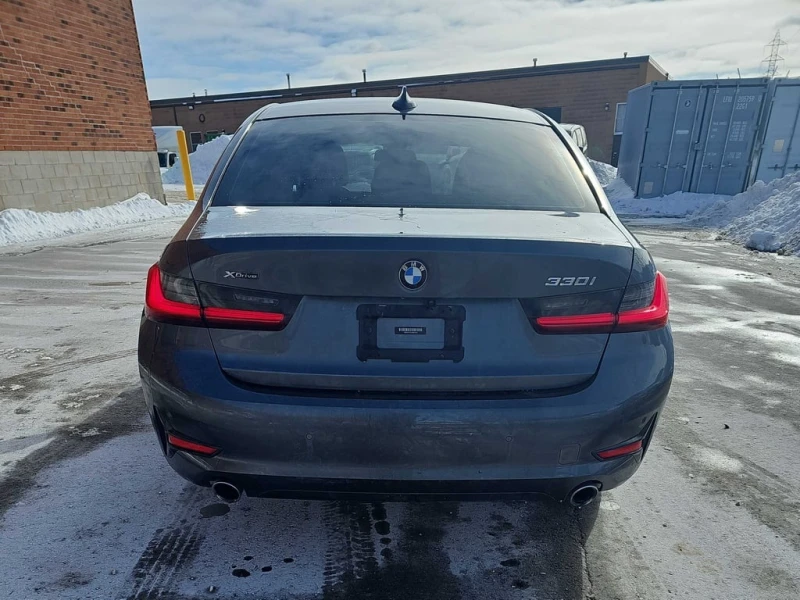 BMW 330 * 330i xDrive * CARFAX * ЦЕНА ДО БГ, снимка 4 - Автомобили и джипове - 53306437