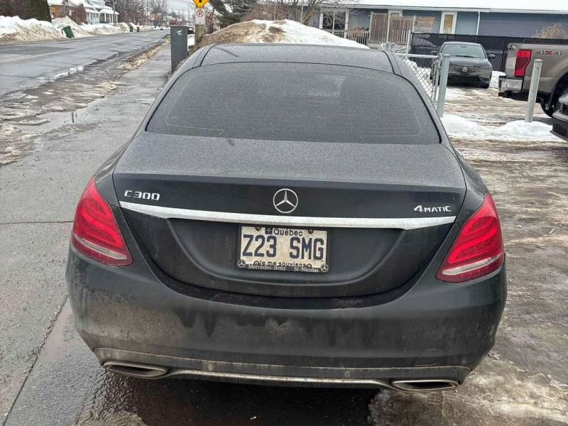 Mercedes-Benz C 300 * CARFAX * БЕЗ ПЪРВОНАЧАЛНА ВНОСКА, снимка 4 - Автомобили и джипове - 53523043