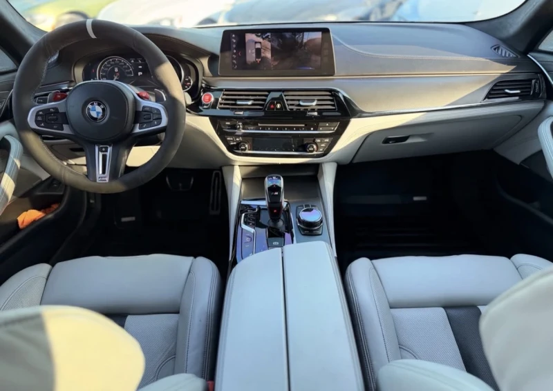 BMW M5 ОБДУХВАНЕ * CARBON ROOF * B&W * 2WD Mode * CARFAX , снимка 12 - Автомобили и джипове - 53539081