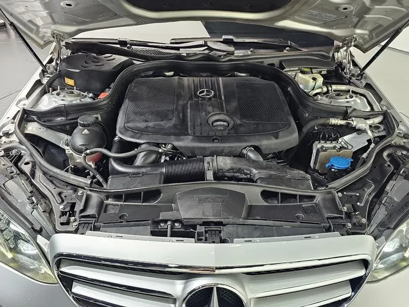 Mercedes-Benz E 250 4MATIC - САМО 30% АВАНС, снимка 6 - Автомобили и джипове - 55429304