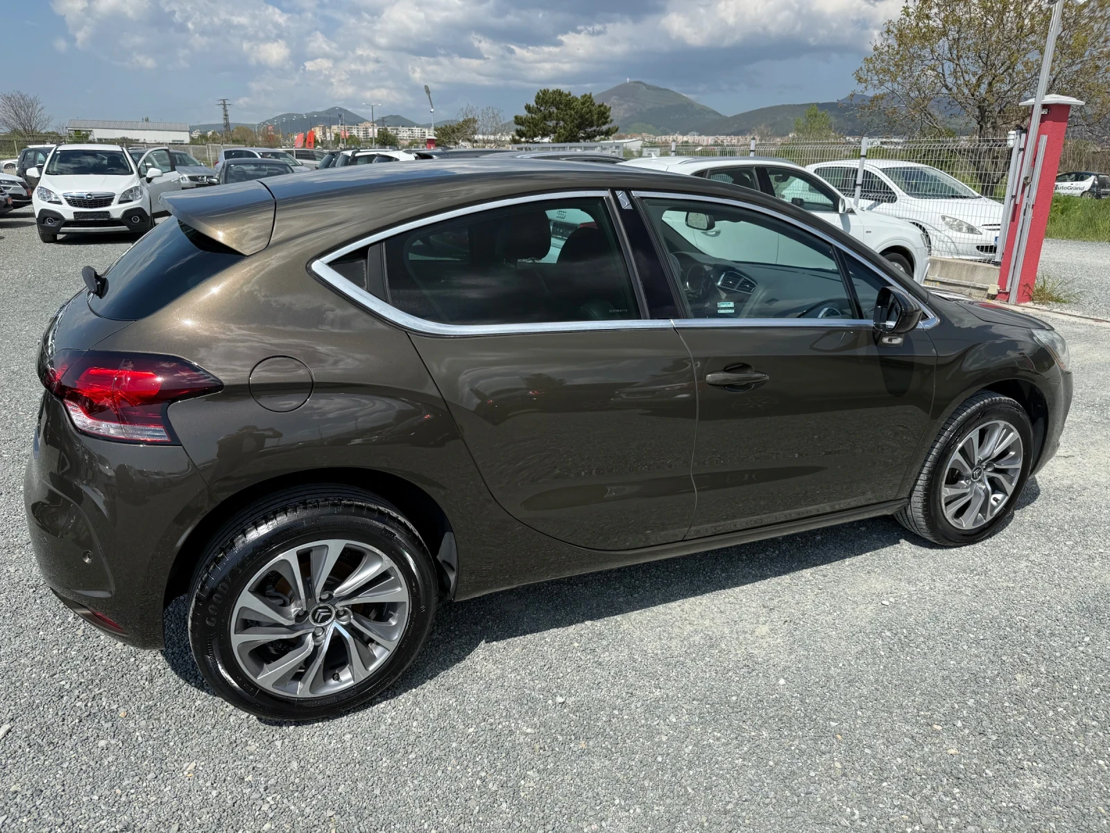 Citroen DS4 (KATO НОВА) - изображение 5