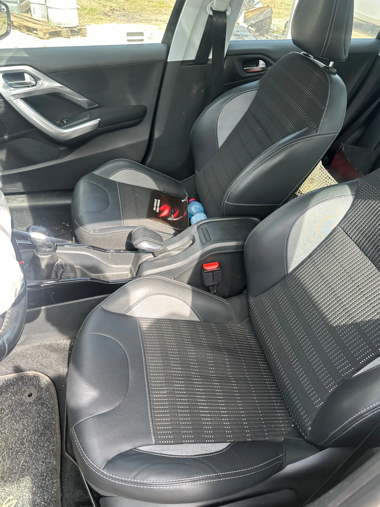 Peugeot 2008 1.2i | Mobile.bg — изображение 11
