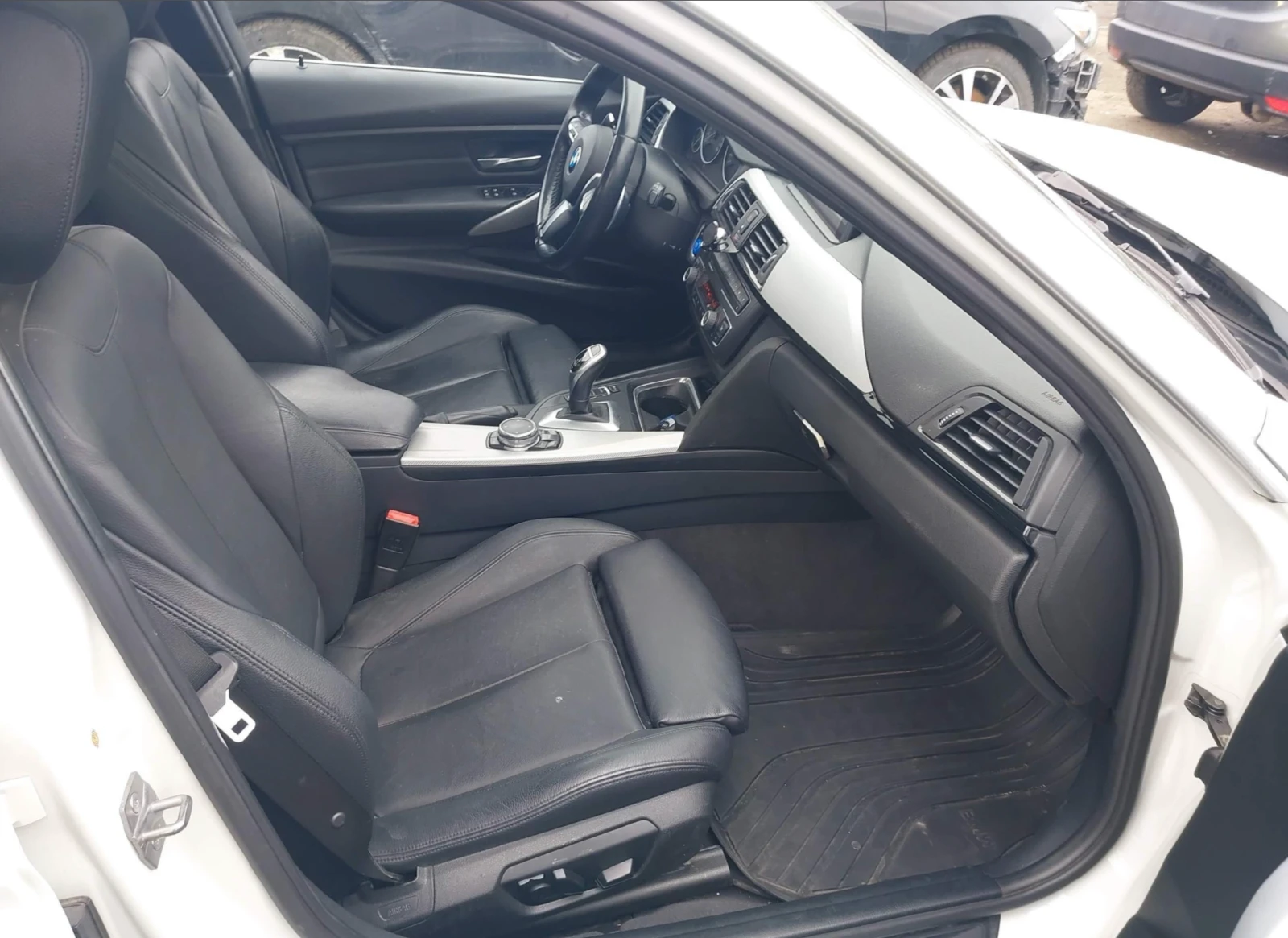 BMW 335 MPACK* HEADUP* HARMAN* KEYLESS* ПОДГРЕВ - изображение 7