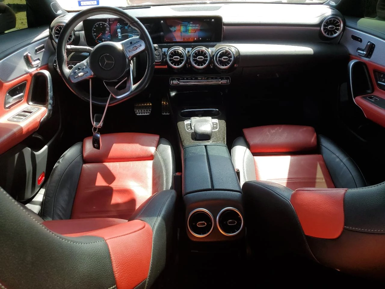 Mercedes-Benz CLA 250 4MATIC/AMG/FULL/DIGITAL/КЛИП НА МОТОР - изображение 8