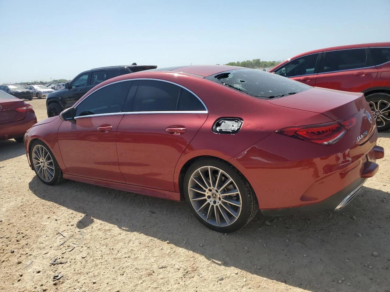 Mercedes-Benz CLA 250 4MATIC/AMG/FULL/DIGITAL/КЛИП НА МОТОР - изображение 4