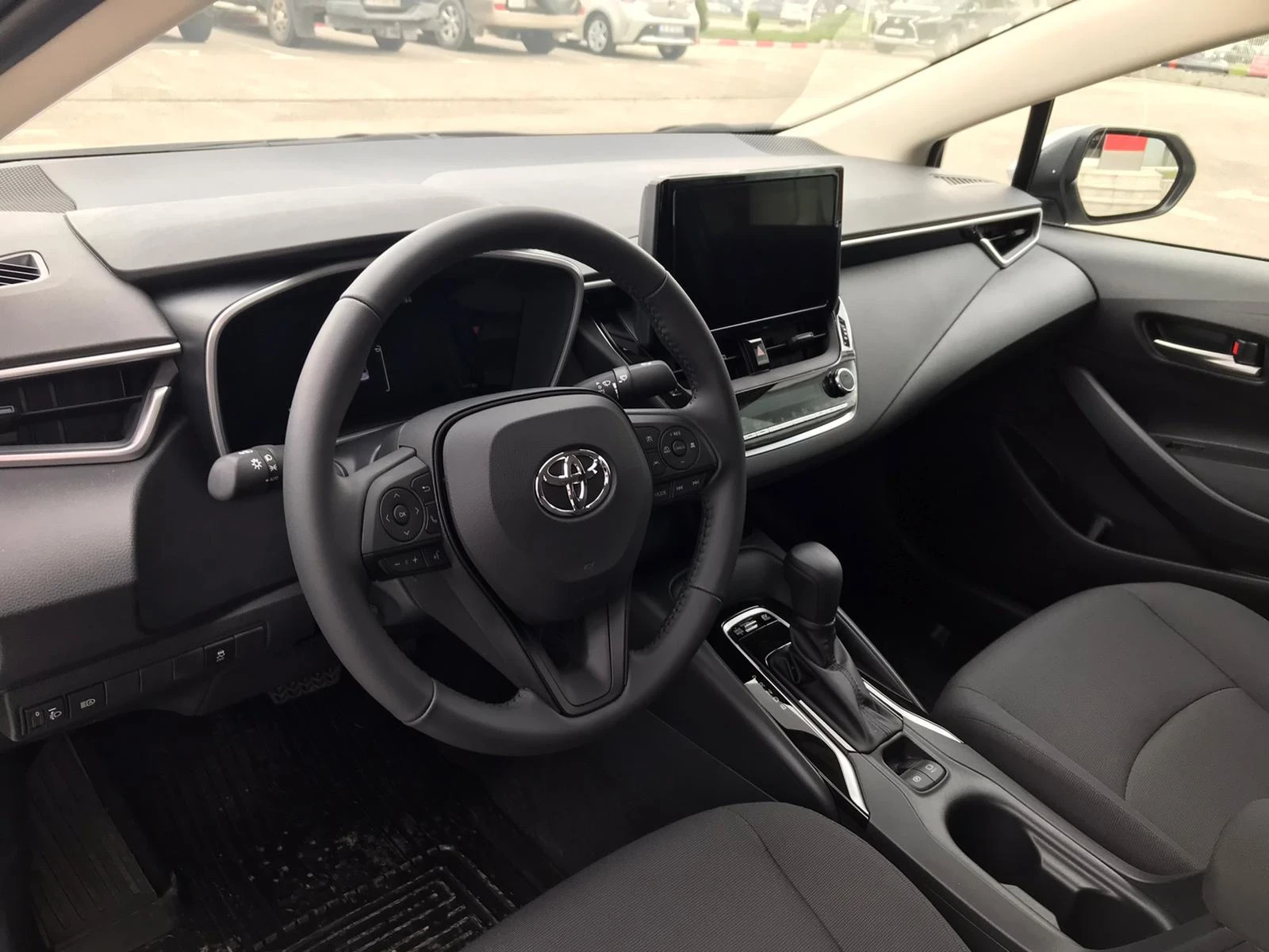 Toyota Corolla 1.8 FACELIFT - изображение 4