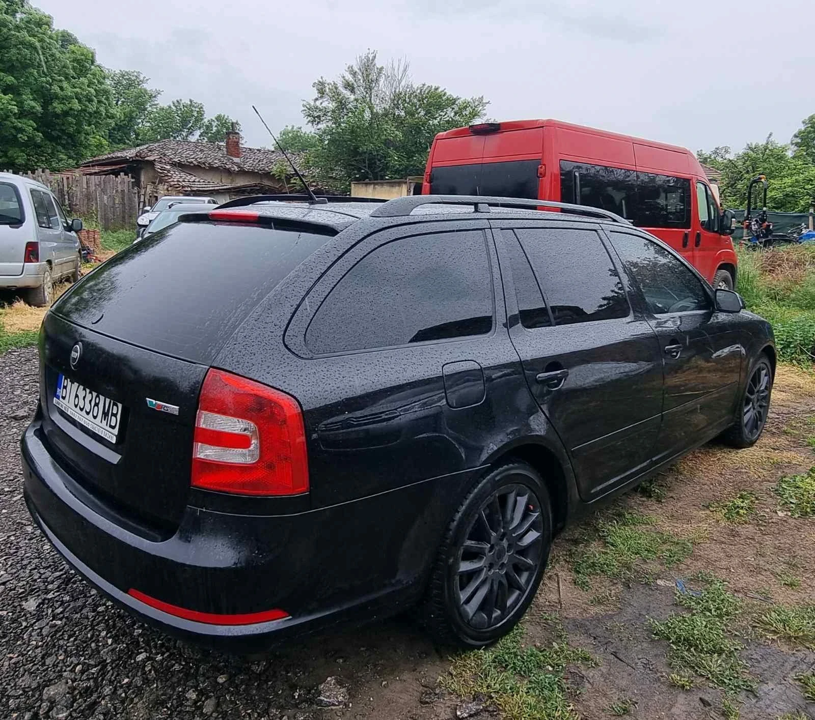 Skoda Octavia 2.0 TDI 170ps. VRS НАПЪЛНО ОБСЛУЖЕН ! - изображение 2