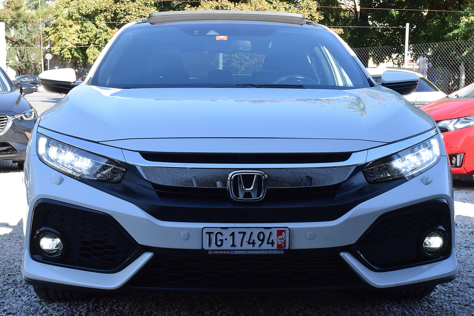 Honda Civic 1.5ШВЕЙЦАРИЯ-ДИСТРОНИК/КОЖА/НАВИ/LANE ASSIST/BLISS - изображение 3