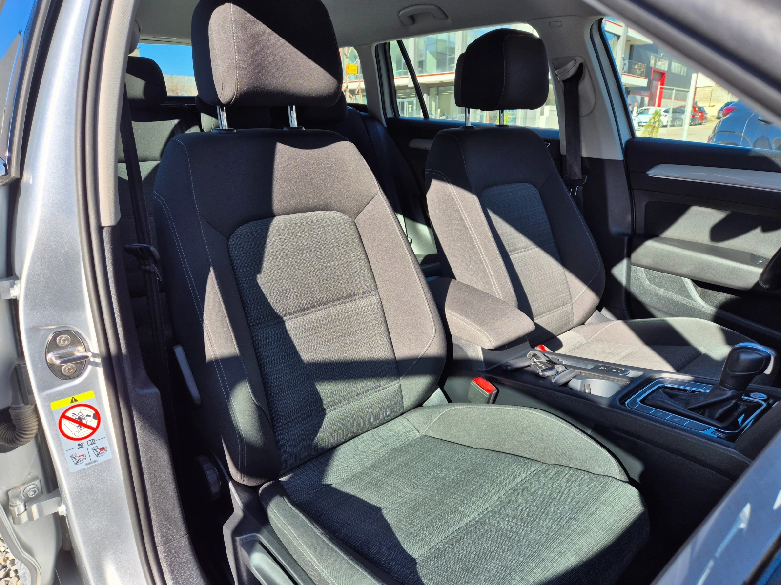 VW Passat 2.0 TDI -FACE-AVTOMAT-LED-KEYLESS-DISTRONIK | Mobile.bg   12