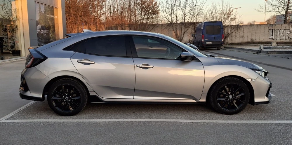 Honda Civic 1.5 i-VTEC Turbo Sport Plus AT, снимка 5 - Автомобили и джипове - 52686234