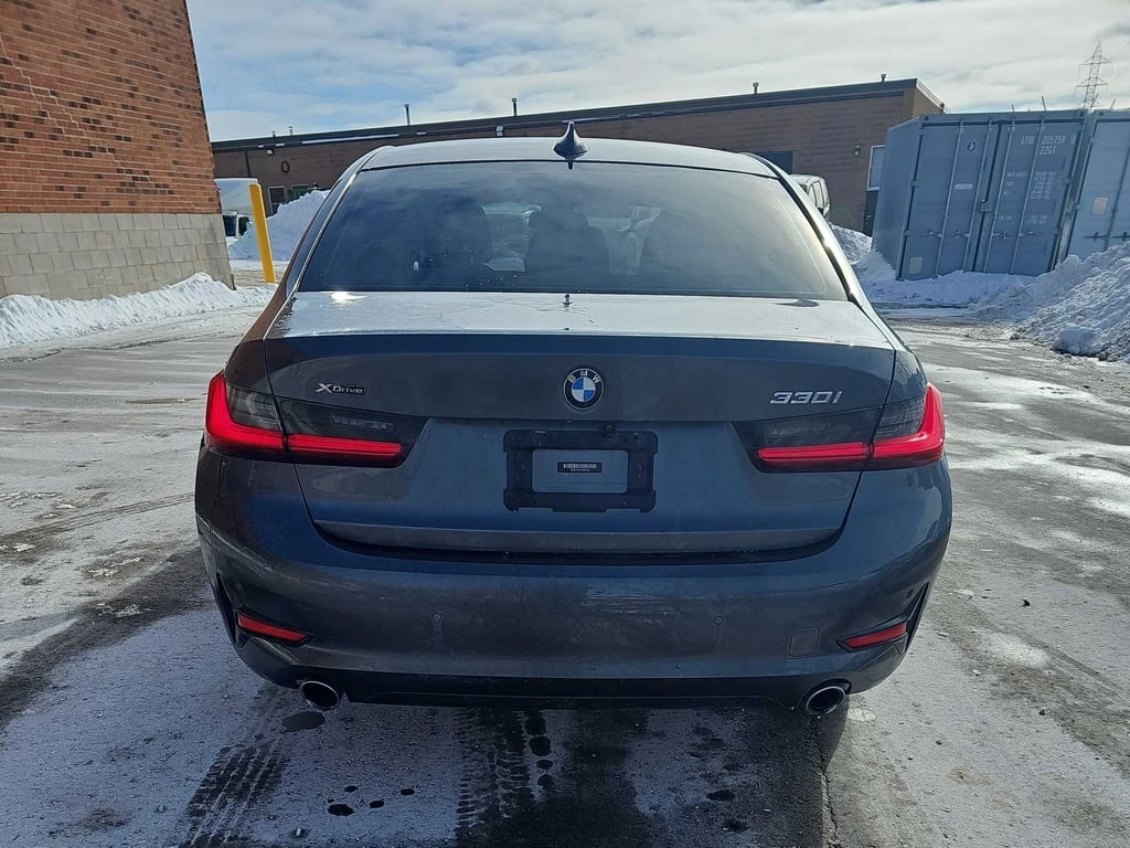 BMW 330 * 330i xDrive * CARFAX * ЦЕНА ДО БГ - изображение 4