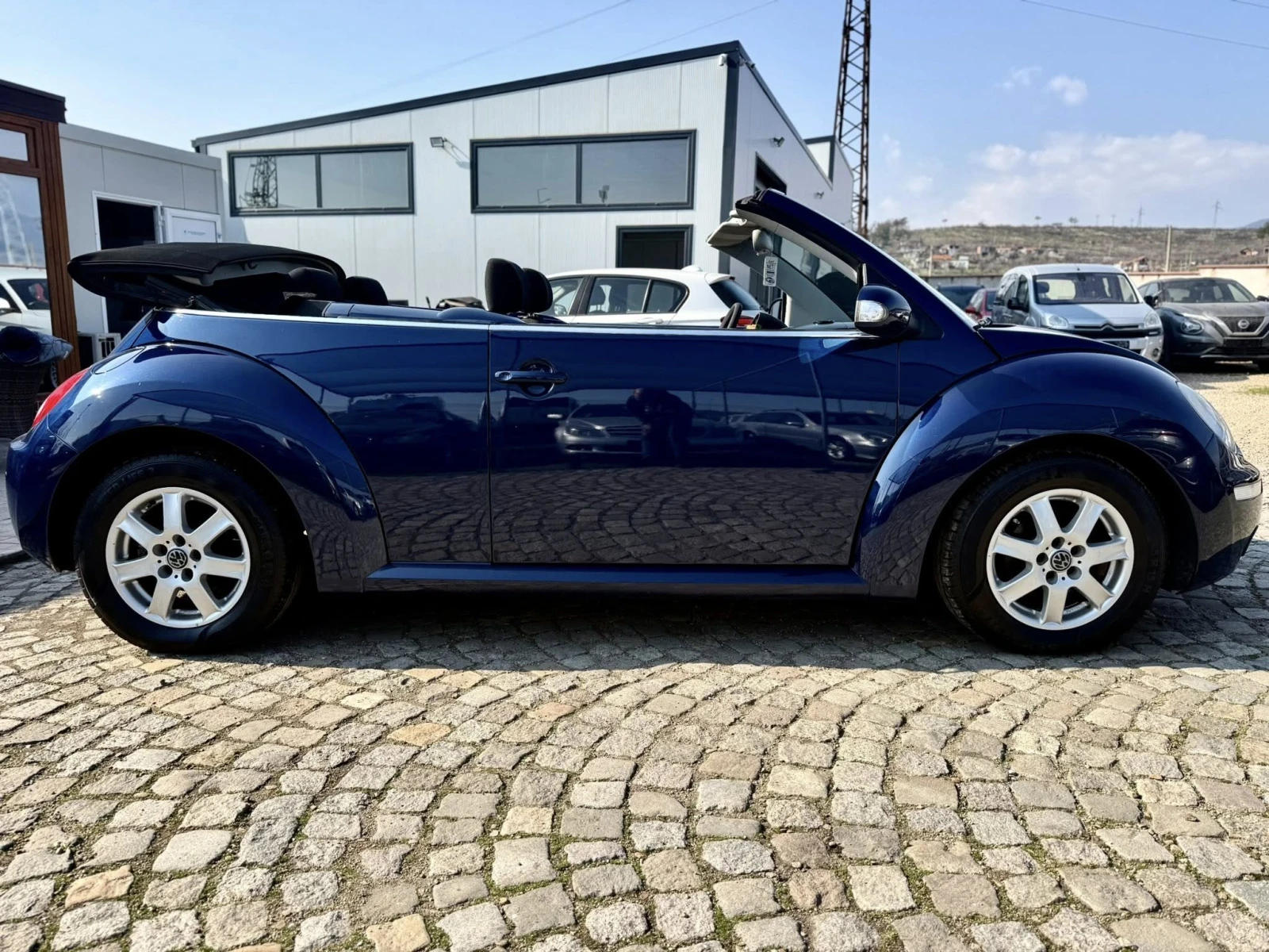 VW Beetle 1.6 CABRIO, снимка 6 - Автомобили и джипове - 53709899