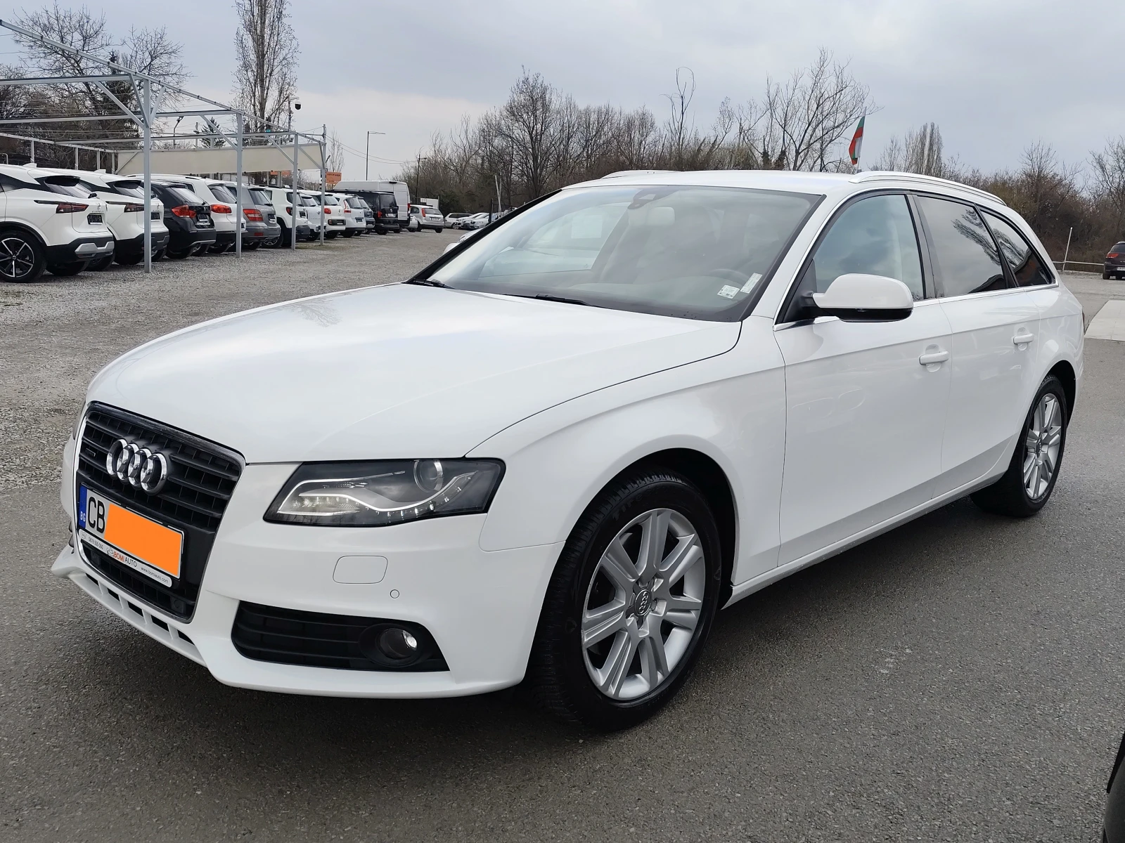 Audi A4 2.0TDi* QUATTRO* NAVI* EURO5A* LED/XENON* 