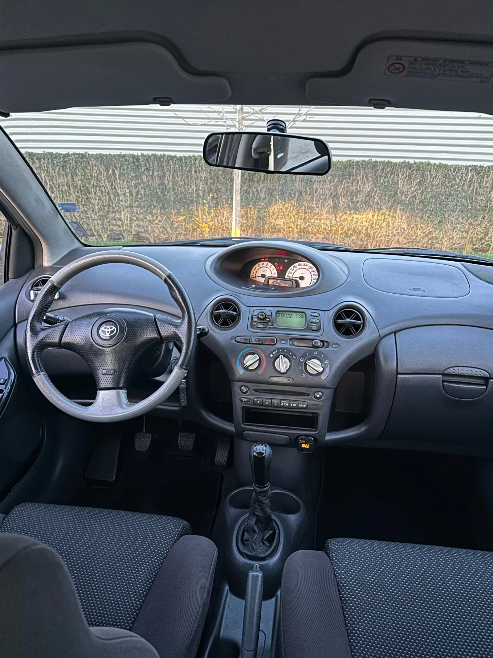 Toyota Yaris T-sport, снимка 7 - Автомобили и джипове - 54128203