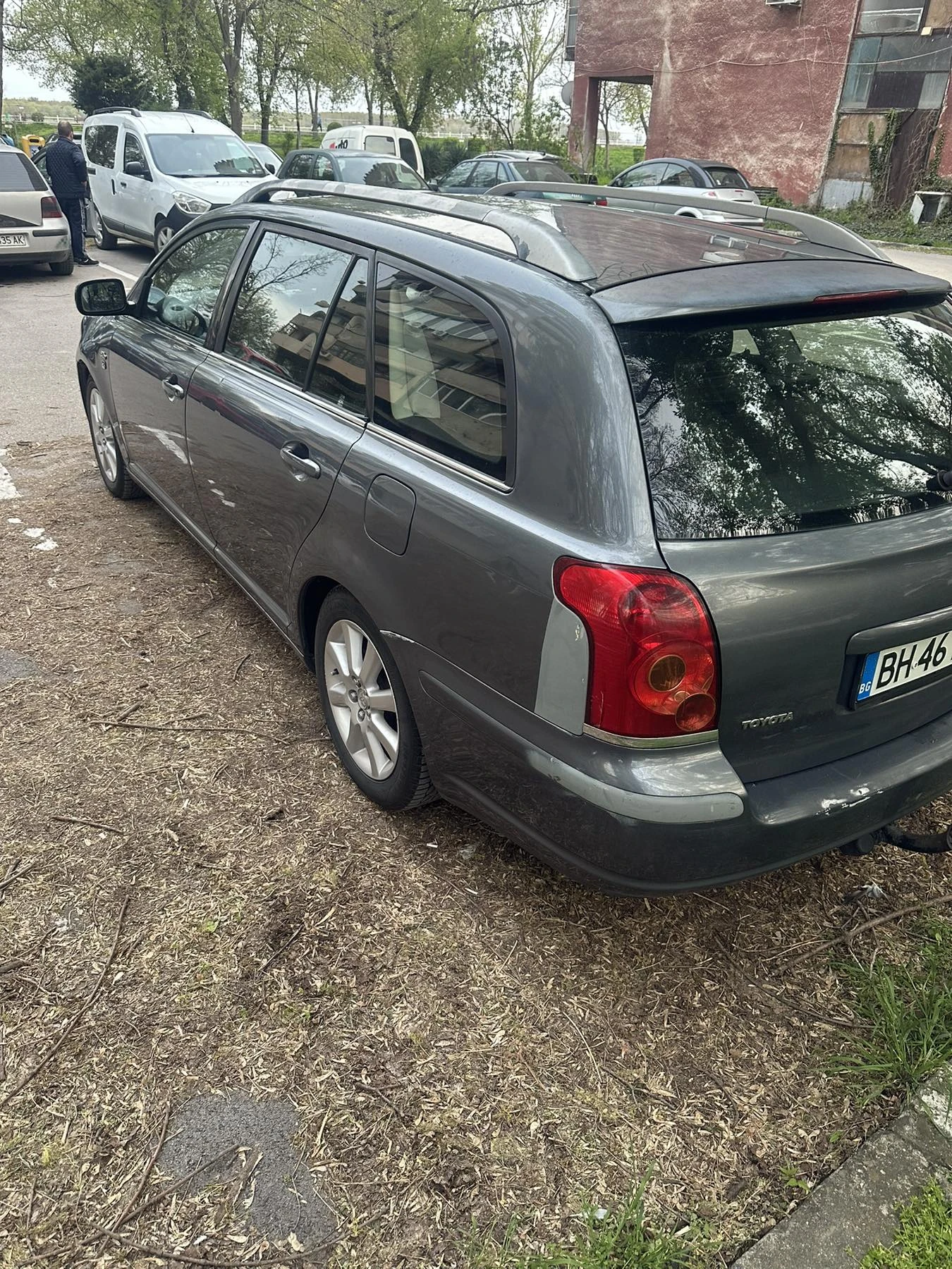 Toyota Avensis 2.0 D4D, снимка 8 - Автомобили и джипове - 54184015