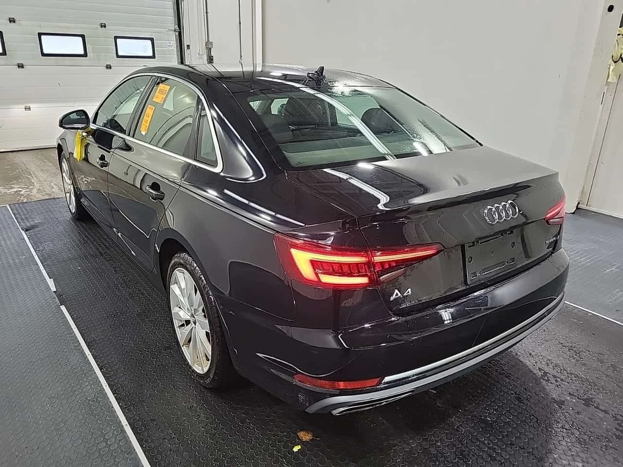 Audi A4 * KOMFORT * CARFAX * 2 КЛЮЧА * ШИБИДАХ * , снимка 4 - Автомобили и джипове - 54203793