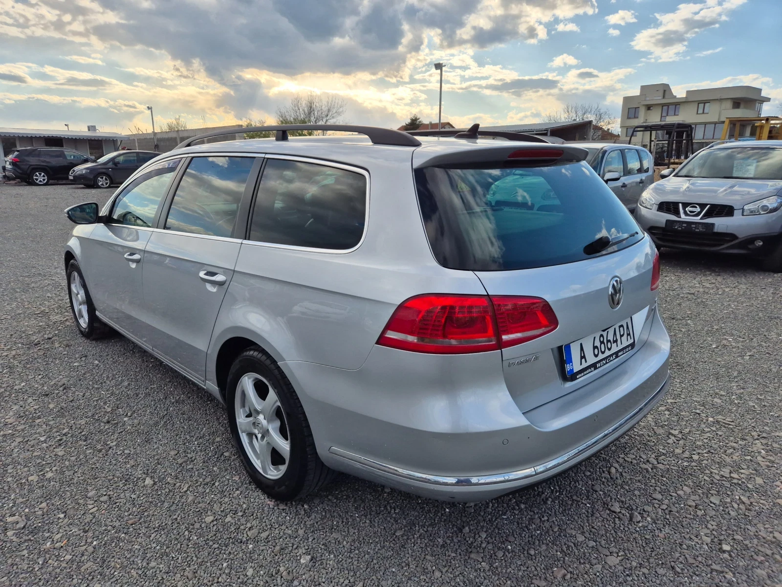 VW Passat АВТОМАТИК, снимка 5 - Автомобили и джипове - 54391492