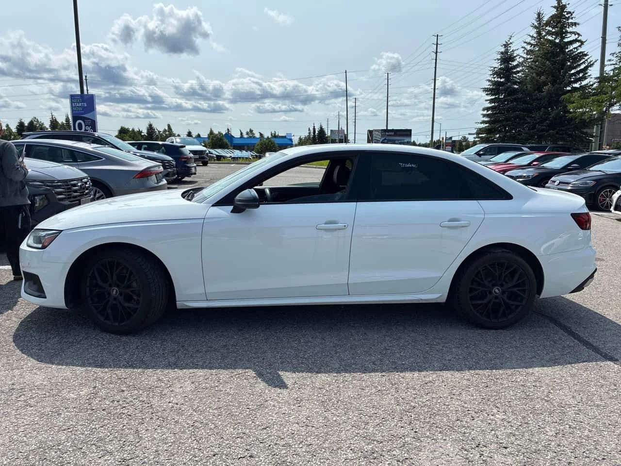 Audi A4 * Komfort * CARFAX * БЕЗ ПЪРВОНАЧАЛНА ВНОСКА, снимка 2 - Автомобили и джипове - 55413816