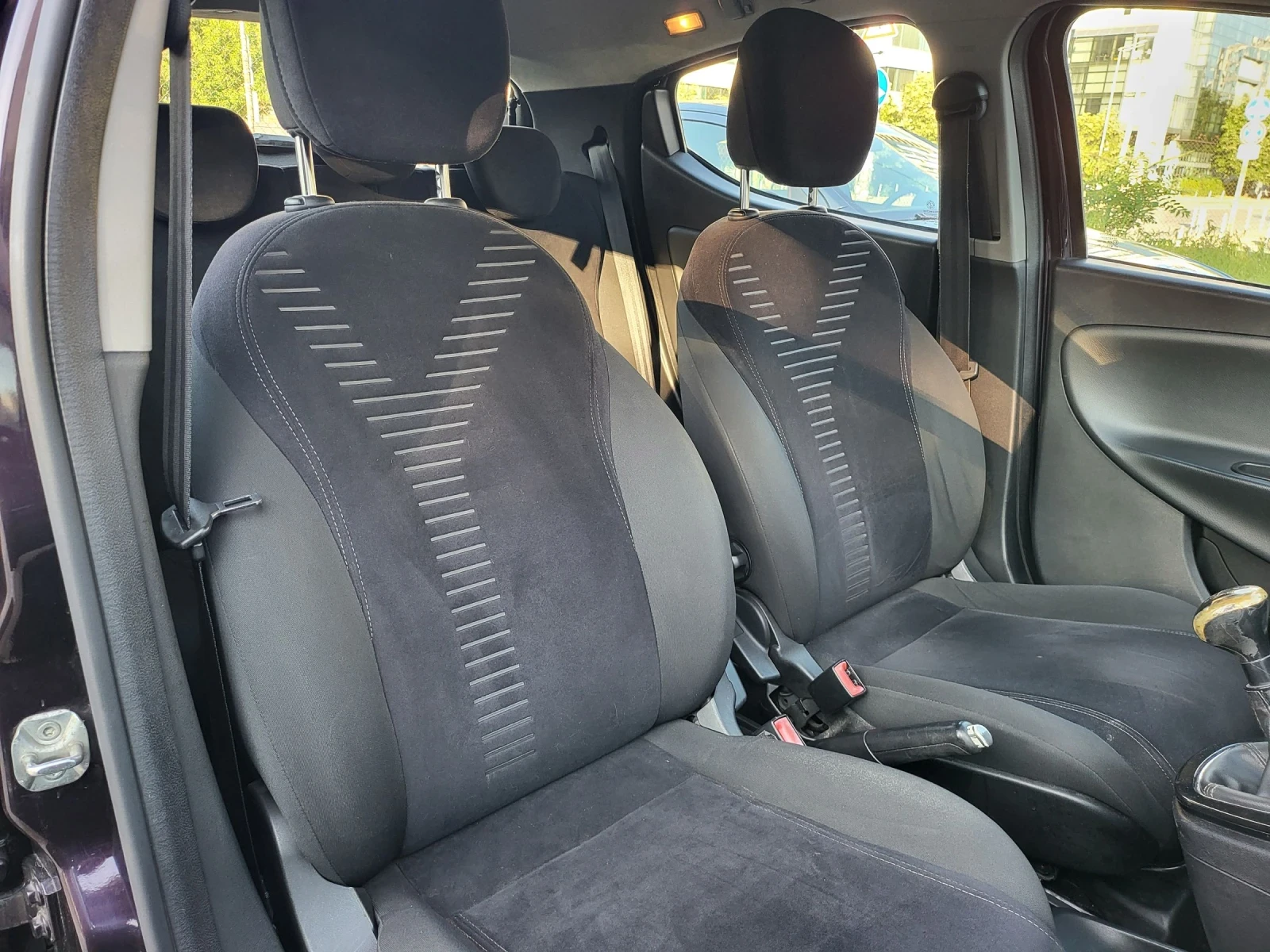 Lancia Ypsilon 1.3 JTDm euro 5B, снимка 11 - Автомобили и джипове - 55432533