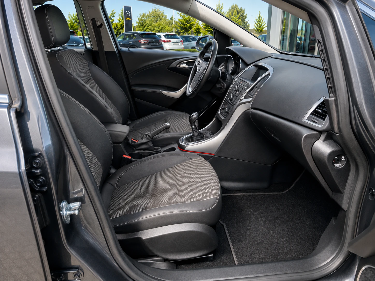 Opel Astra LPG 1.6i, снимка 7 - Автомобили и джипове - 55854029