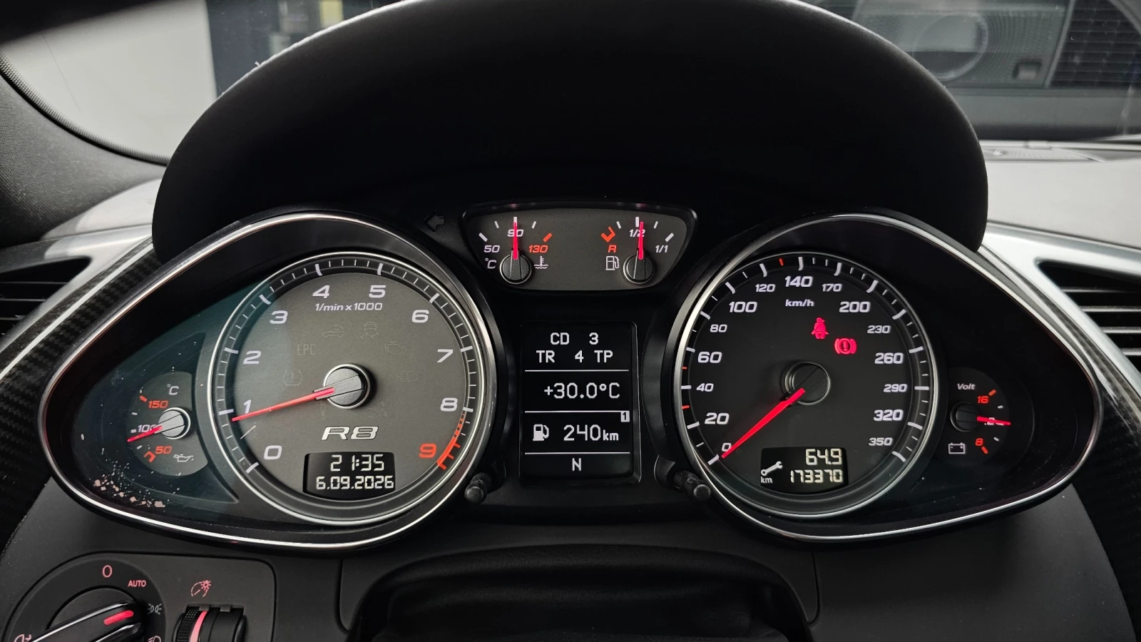 Audi R8 4.2 V8 Coupe, снимка 7 - Автомобили и джипове - 56223166