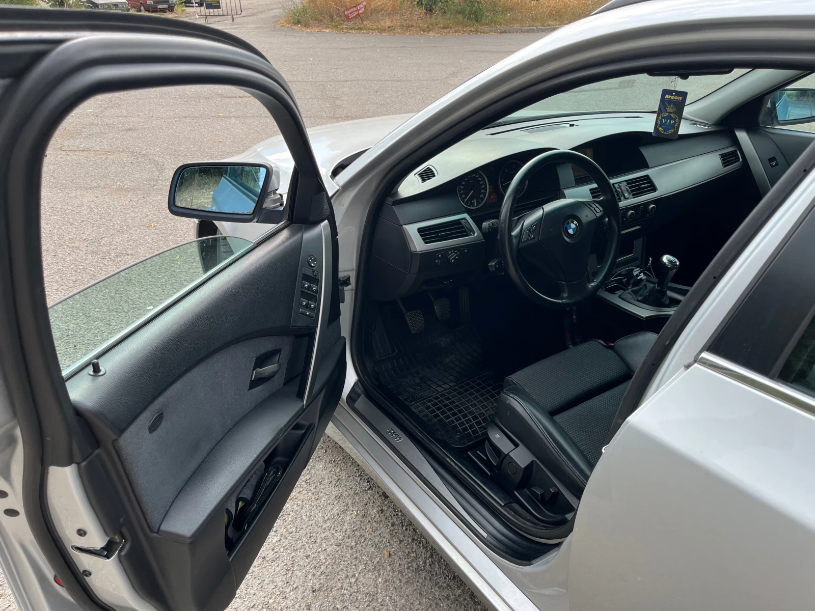 BMW 525 d, снимка 10 - Автомобили и джипове - 56300529