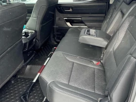 Toyota Tundra * 4x4 Crewmax Limited Long Bed * CARFAX, снимка 10