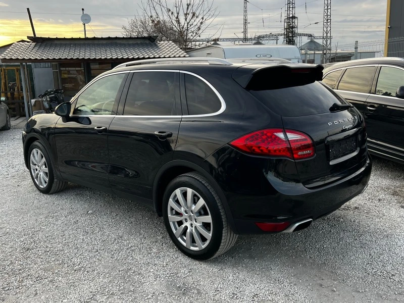 Porsche Cayenne 3.0d , снимка 7 - Автомобили и джипове - 47472518