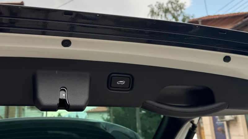 Kia Sportage HEV 4x4 GT Line - Гаранционен, снимка 14 - Автомобили и джипове - 52472871