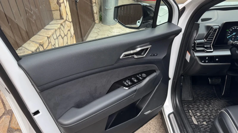 Kia Sportage HEV 4x4 GT Line - Гаранционен, снимка 9 - Автомобили и джипове - 52472871