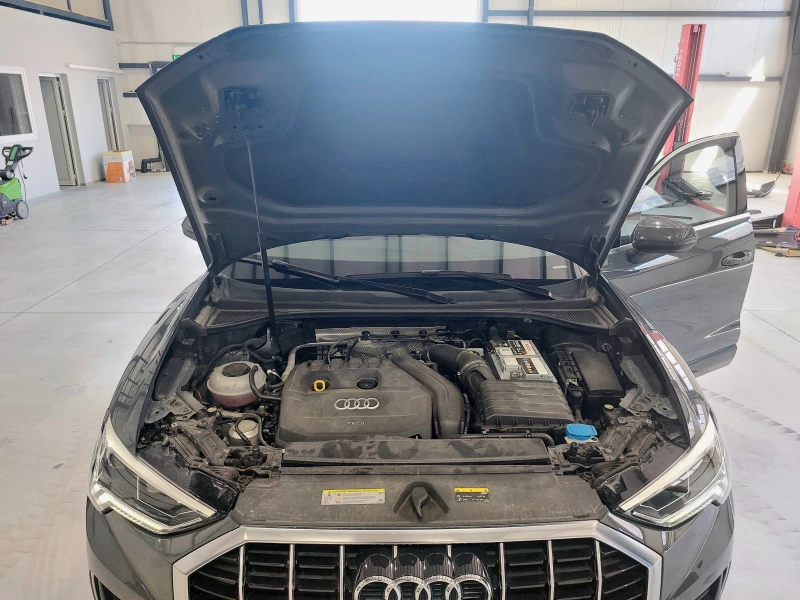 Audi Q3 1.5 TFSI, снимка 14 - Автомобили и джипове - 51615342