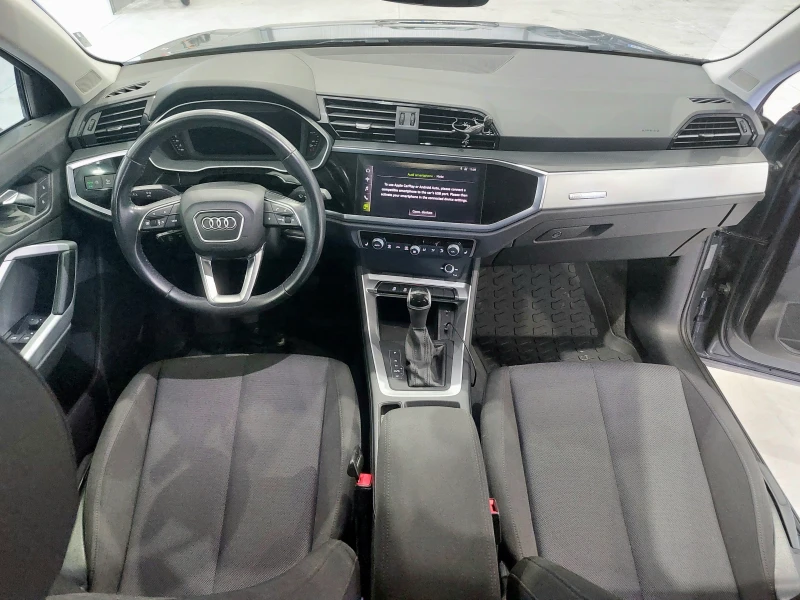 Audi Q3 1.5 TFSI, снимка 8 - Автомобили и джипове - 51615342